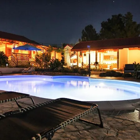 Villa In France With Pool Near The Beach, Cleaning Included Polaca