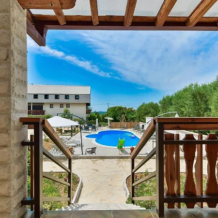 Prázdninový dům Villa In France With Pool Near The Beach, Cleaning Included Polaca